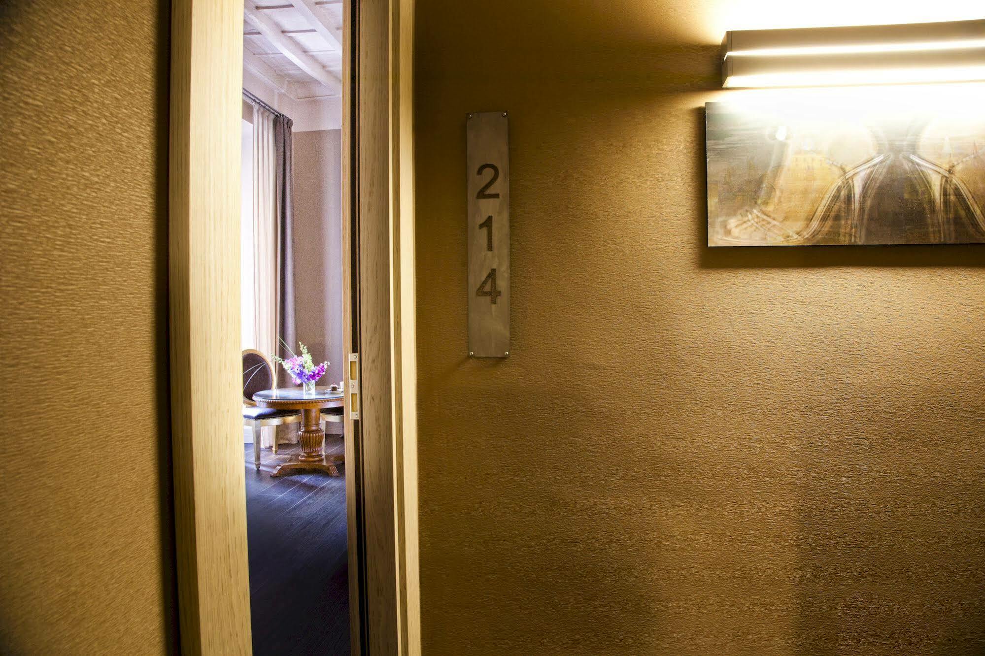 Corso 12 Roma Bed & Breakfast Ngoại thất bức ảnh